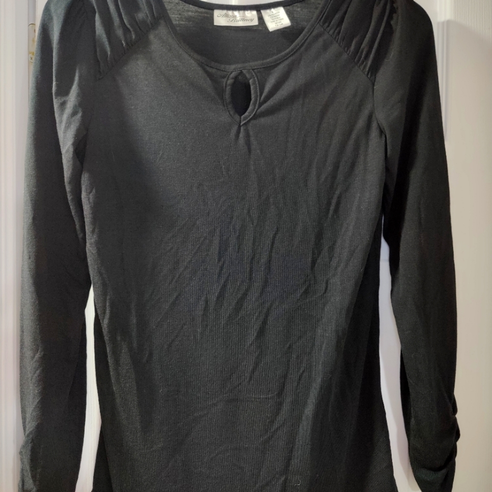 Allison Brittney size small black long sleeve shirt.